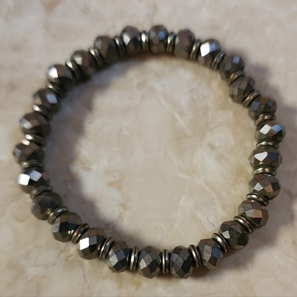 3 Stretch Bracelets - image 4